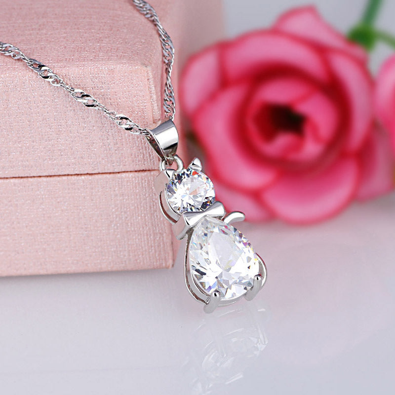 Small Cat Amethyst Crystal Pendant Necklace – Perfect for Cat Lovers