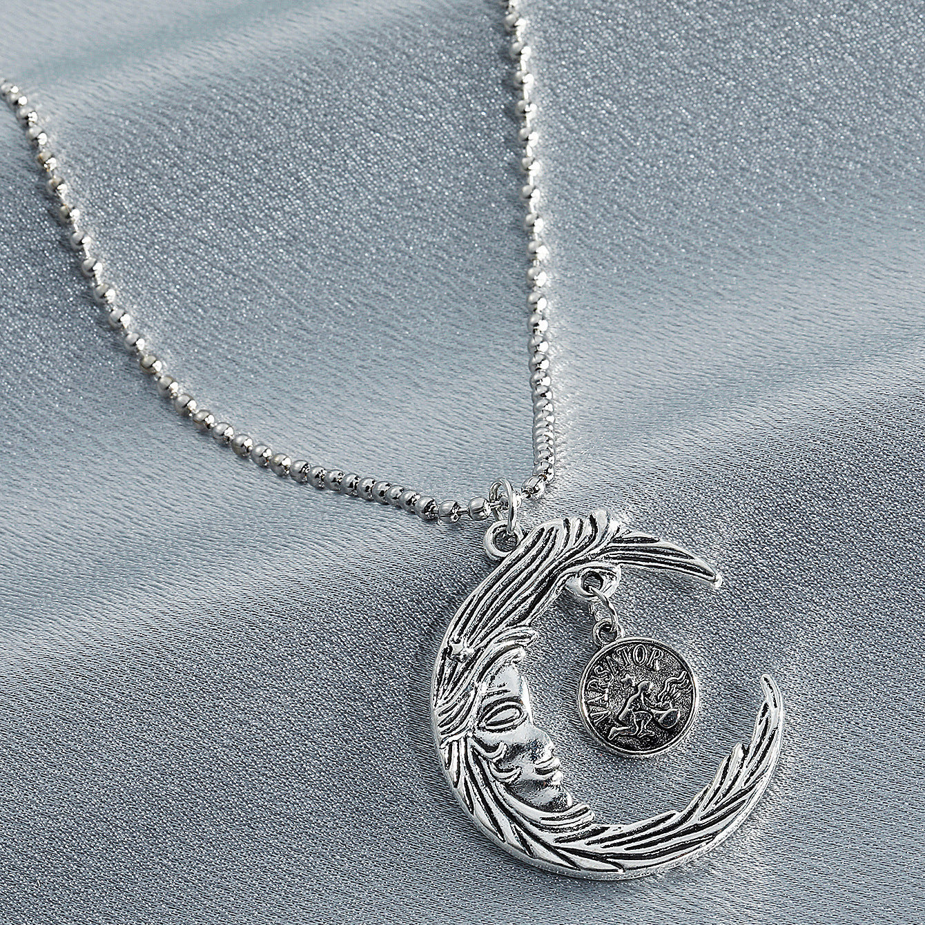 Twelve Constellation Pendant Necklace – Simple Alloy Hollow Moon Design