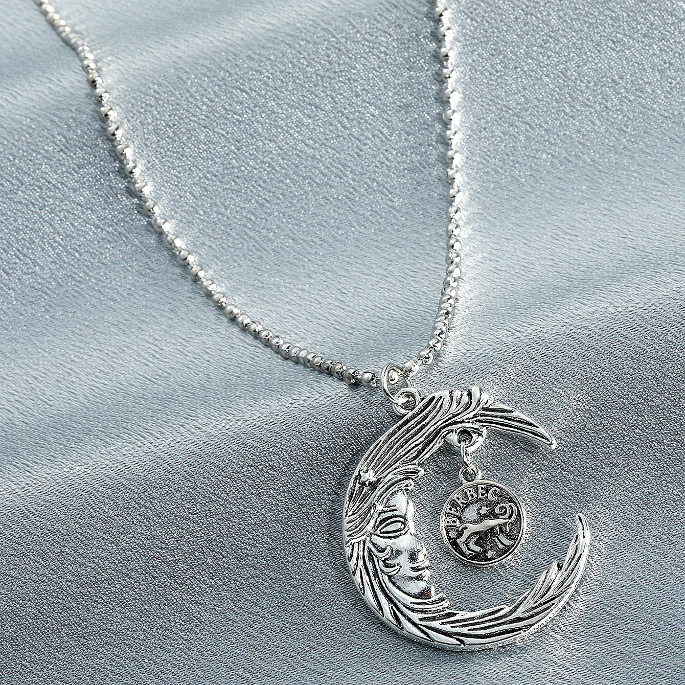 Twelve Constellation Pendant Necklace – Simple Alloy Hollow Moon Design
