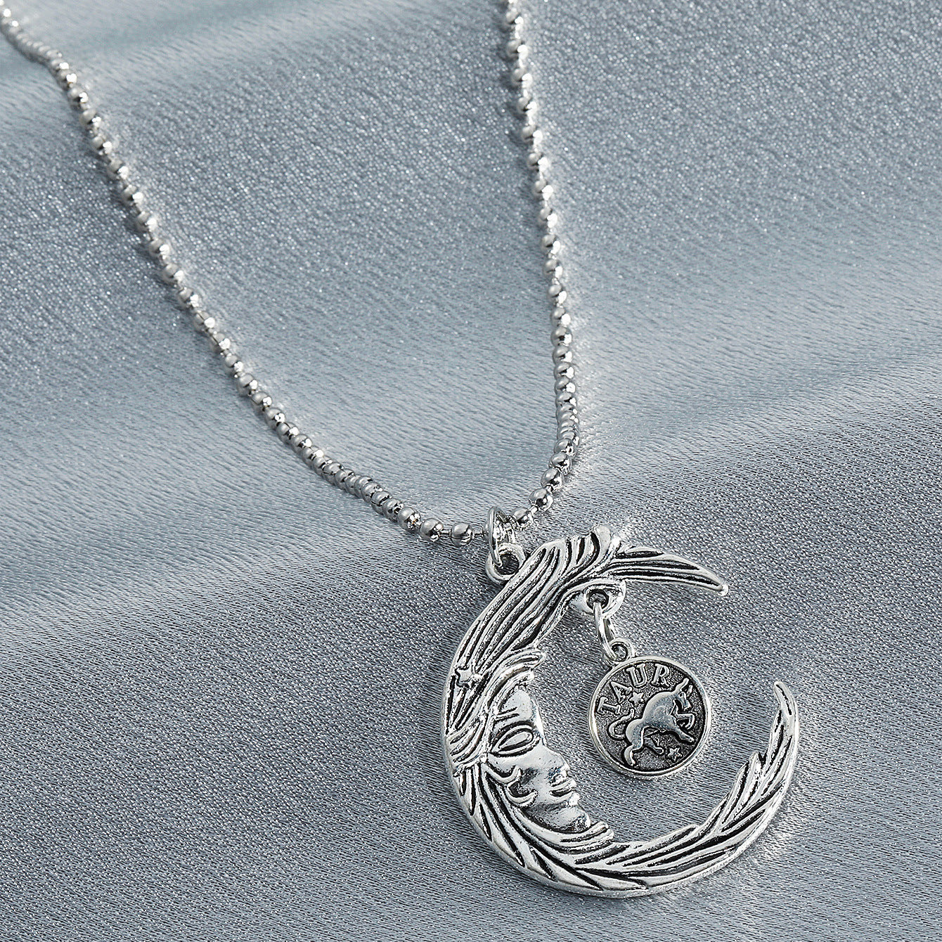 Twelve Constellation Pendant Necklace – Simple Alloy Hollow Moon Design