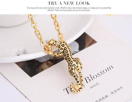 Gold/Silver Leopard Diamond-Studded Necklace and Earrings Set – Bold and Elegant Jewelry